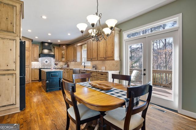 1215 Winborn Terrace NW, Kennesaw, GA 30152