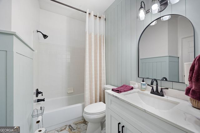 1215 Winborn Terrace NW, Kennesaw, GA 30152