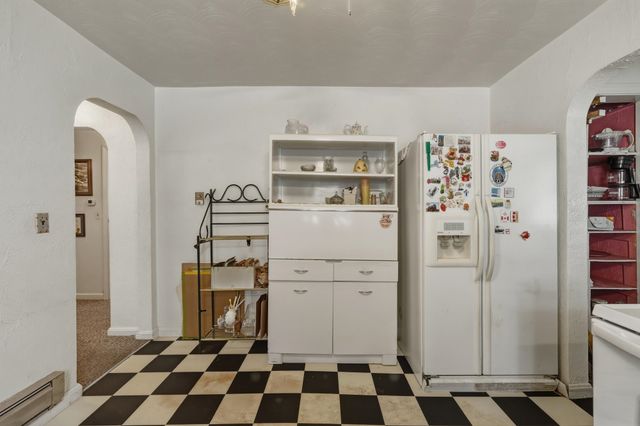 320 4th Street, Huntington, WV 25705