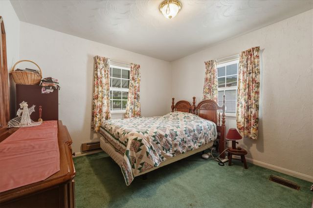320 4th Street, Huntington, WV 25705