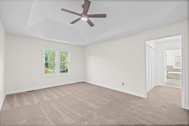 8251 N Port, Grand Blanc, MI 48439