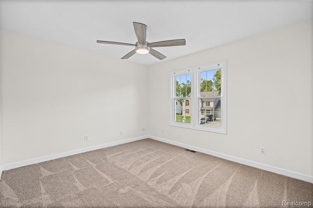 8251 N Port, Grand Blanc, MI 48439