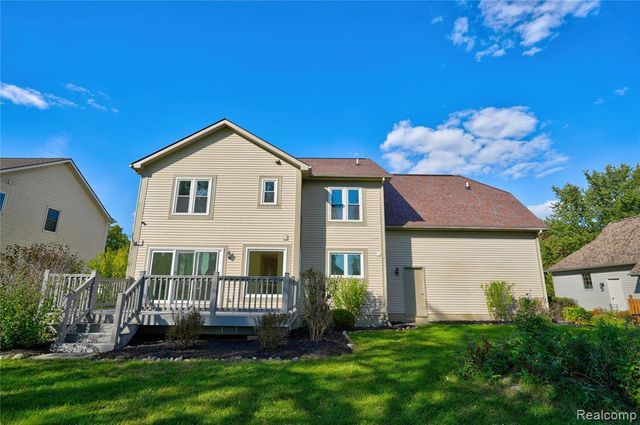 8251 N Port, Grand Blanc, MI 48439