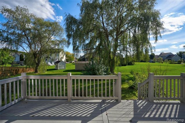 8251 N Port, Grand Blanc, MI 48439