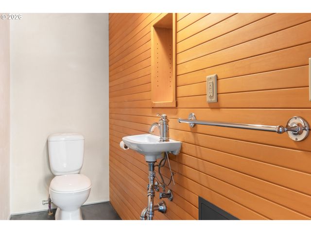 321 MILL St 3, Eugene, OR 97401