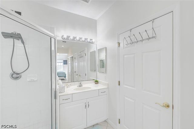 20051 Sanibel View CIR 303, Fort Myers, FL 33908