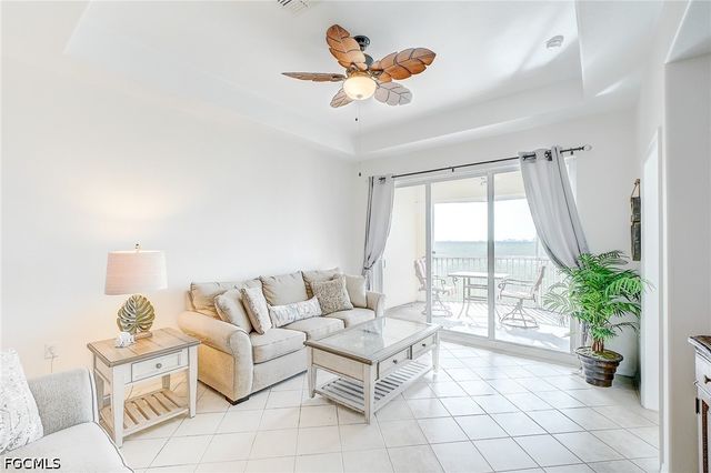 20051 Sanibel View CIR 303, Fort Myers, FL 33908