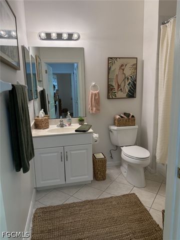 20051 Sanibel View CIR 303, Fort Myers, FL 33908
