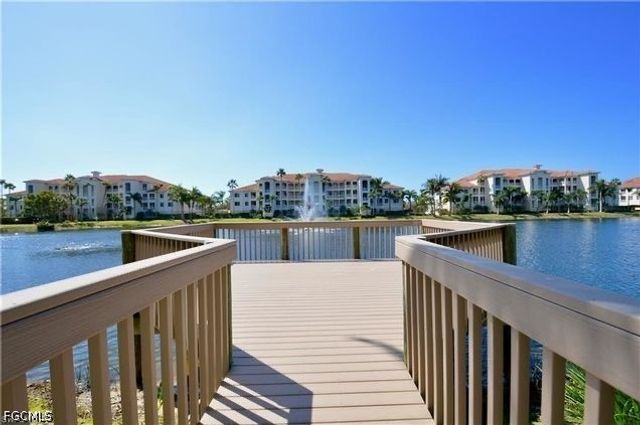 20051 Sanibel View CIR 303, Fort Myers, FL 33908