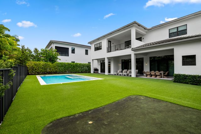 9593 Vescovato Way, Boca Raton, FL 33323