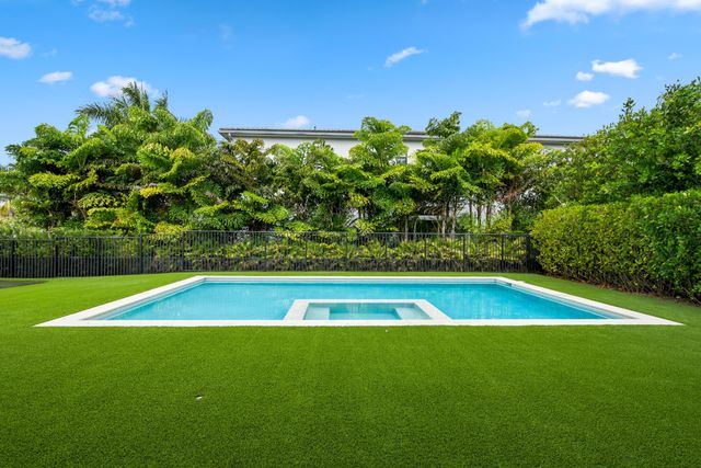 9593 Vescovato Way, Boca Raton, FL 33323