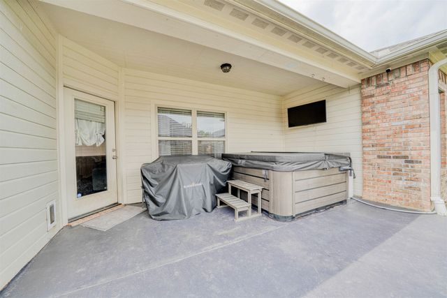 114 Brookway Lane, Longview, TX 75605
