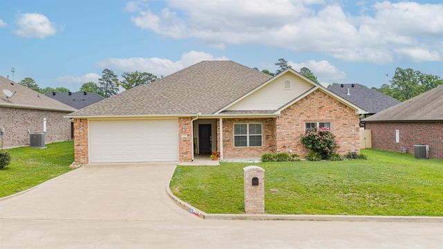 114 Brookway Lane, Longview, TX 75605