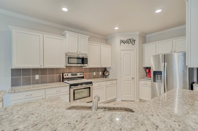 114 Brookway Lane, Longview, TX 75605