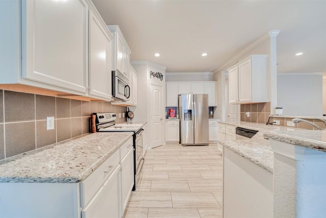 114 Brookway Lane, Longview, TX 75605