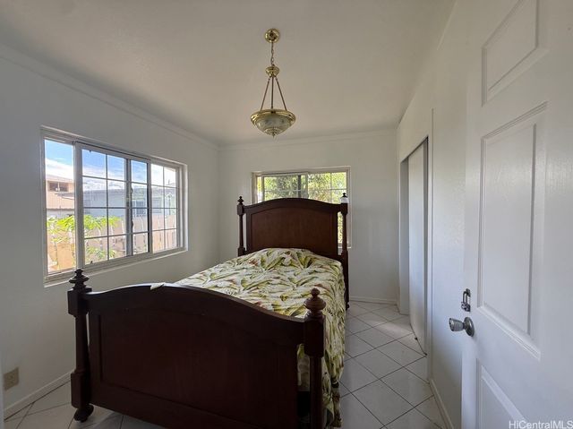 99-446 Hakina Street, Aiea, HI 96701
