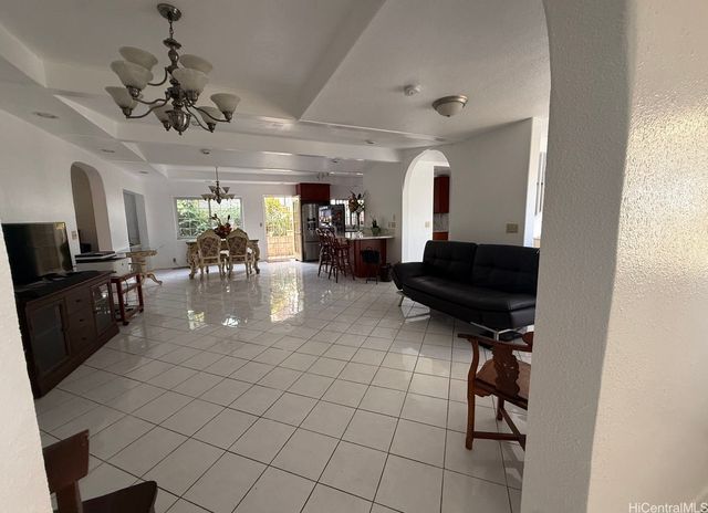 99-446 Hakina Street, Aiea, HI 96701