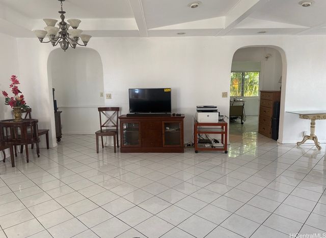 99-446 Hakina Street, Aiea, HI 96701