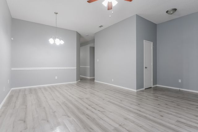 3206 Weirgate Court, Grand Prairie, TX 75052