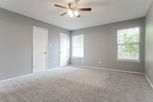 3206 Weirgate Court, Grand Prairie, TX 75052