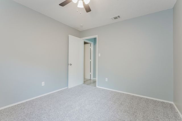 3206 Weirgate Court, Grand Prairie, TX 75052