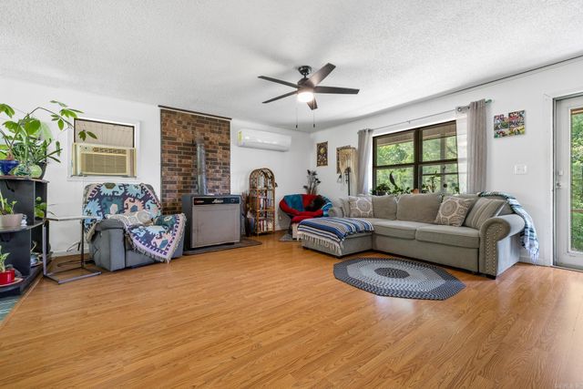 1072 Old Hwy 27, Marshall, AR 72650