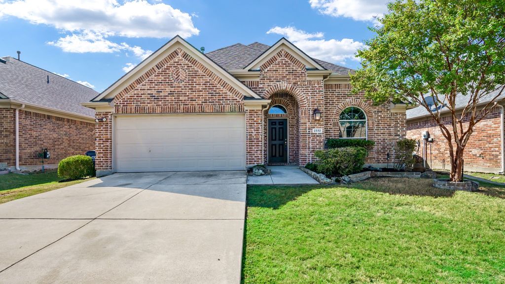 2332 Elm Valley Drive, Little Elm, TX 75068