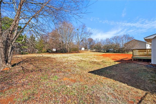 110 Sidney Walker Drive, Boiling Springs, SC 29316