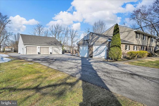 31 OGDEN DR, Birdsboro, PA 19508