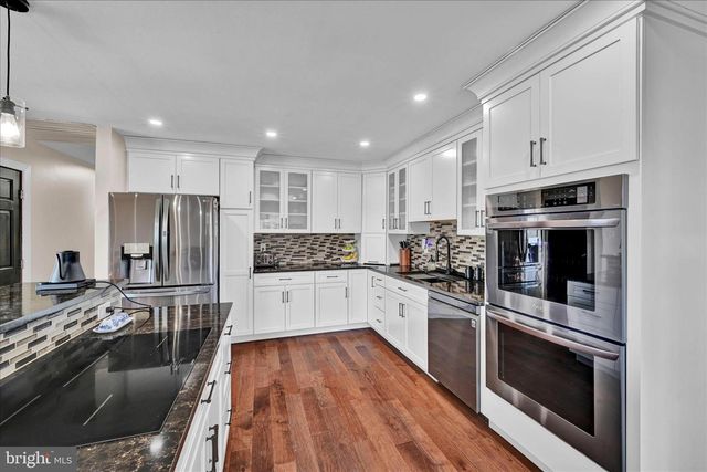 31 OGDEN DR, Birdsboro, PA 19508