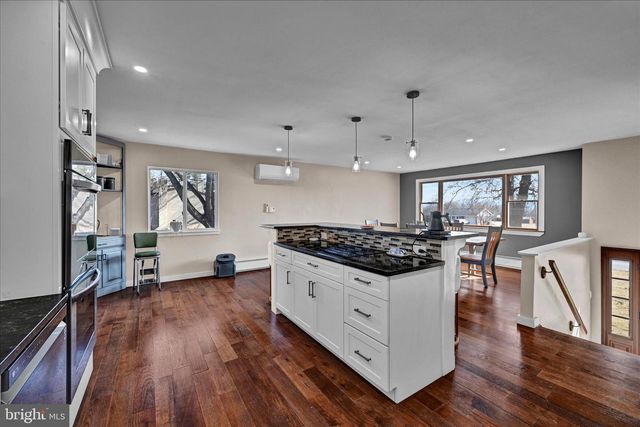 31 OGDEN DR, Birdsboro, PA 19508