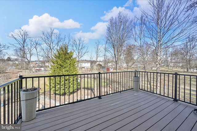 31 OGDEN DR, Birdsboro, PA 19508