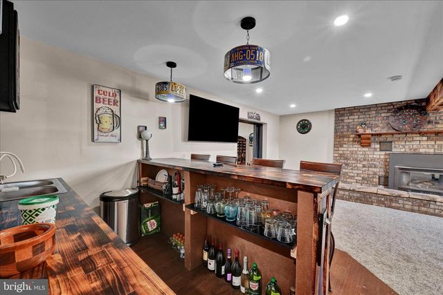 31 OGDEN DR, Birdsboro, PA 19508