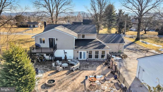 31 OGDEN DR, Birdsboro, PA 19508