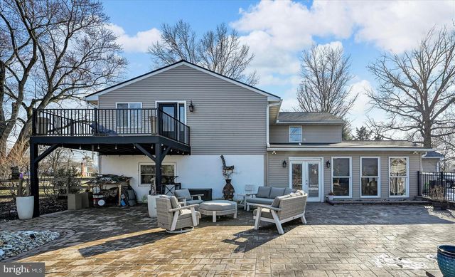 31 OGDEN DR, Birdsboro, PA 19508