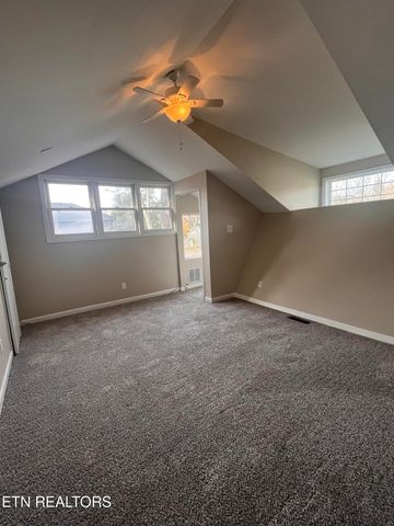 7666 NW Chatham Circle, Knoxville, TN 37909