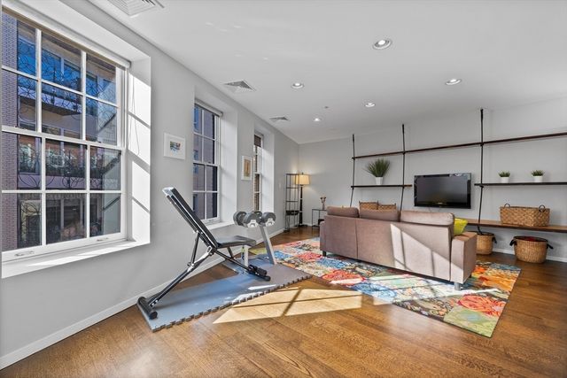 133 Salem St PH, Boston, MA 02113