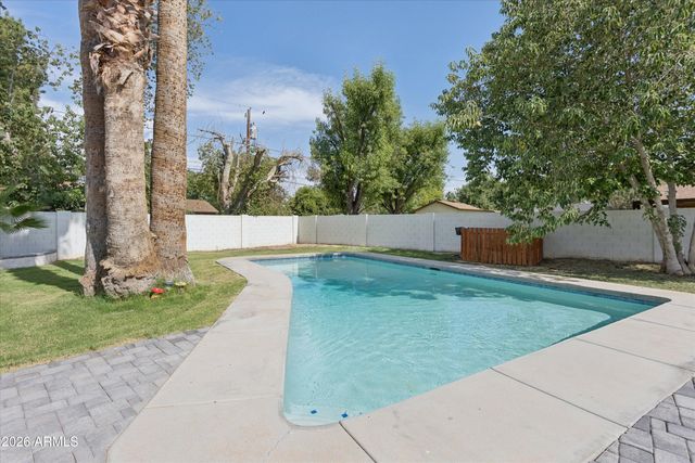 6245 N 16TH Avenue, Phoenix, AZ 85015