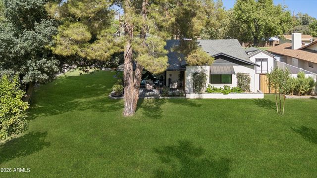 6245 N 16TH Avenue, Phoenix, AZ 85015