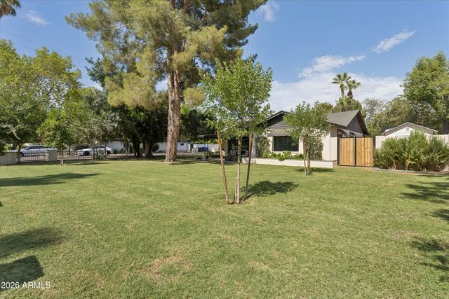 6245 N 16TH Avenue, Phoenix, AZ 85015
