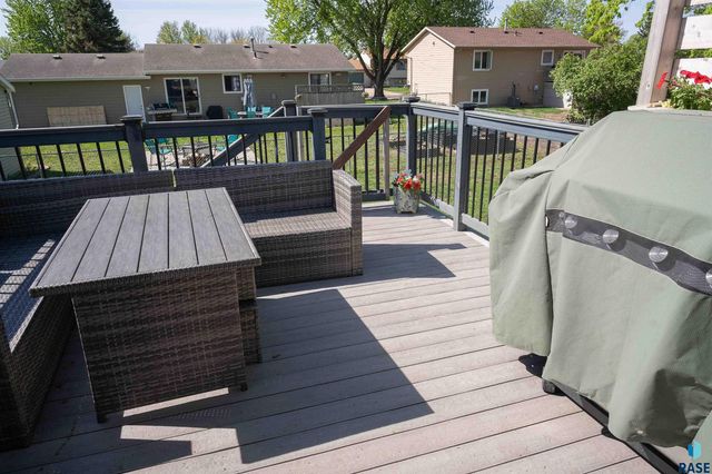 5505 W 16th St Street, Sioux Falls, SD 57106