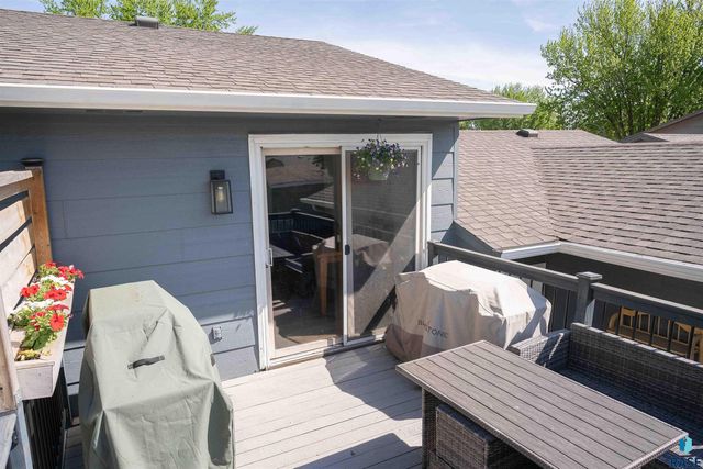 5505 W 16th St Street, Sioux Falls, SD 57106