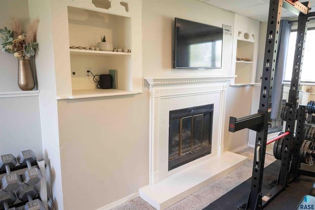 5505 W 16th St Street, Sioux Falls, SD 57106