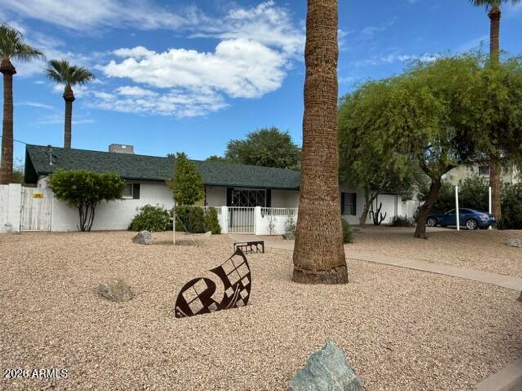 3034 N 34TH Place, Phoenix, AZ 85018 — exterior