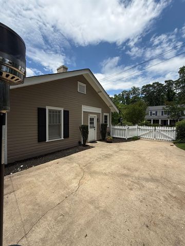 160 Ivy Street, Spartanburg, SC 29302