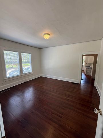 160 Ivy Street, Spartanburg, SC 29302