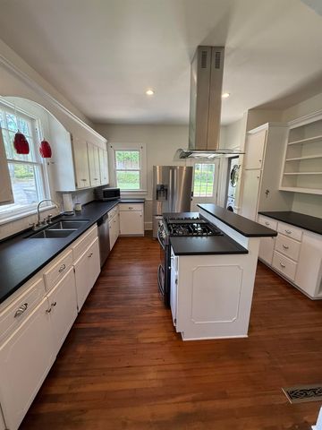 160 Ivy Street, Spartanburg, SC 29302