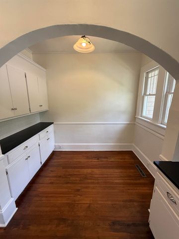 160 Ivy Street, Spartanburg, SC 29302