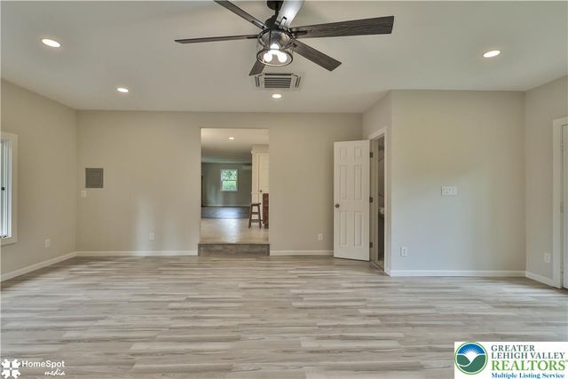 919 Point Phillips Road, Moore Twp, PA 18014