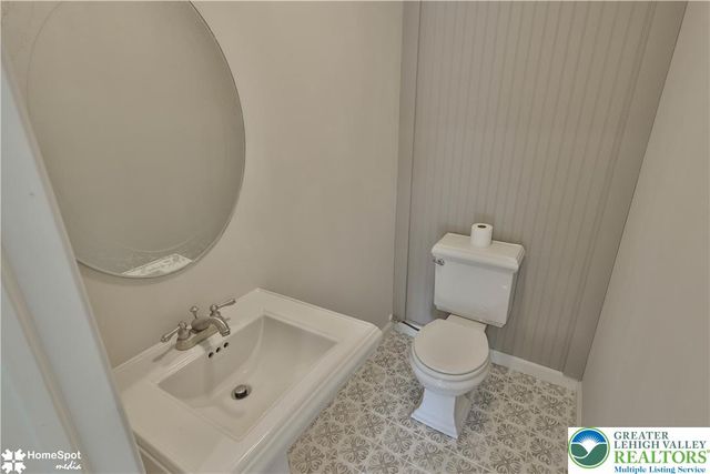 919 Point Phillips Road, Moore Twp, PA 18014